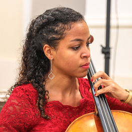Julia Diaba Cello Maestoso Streichquartett